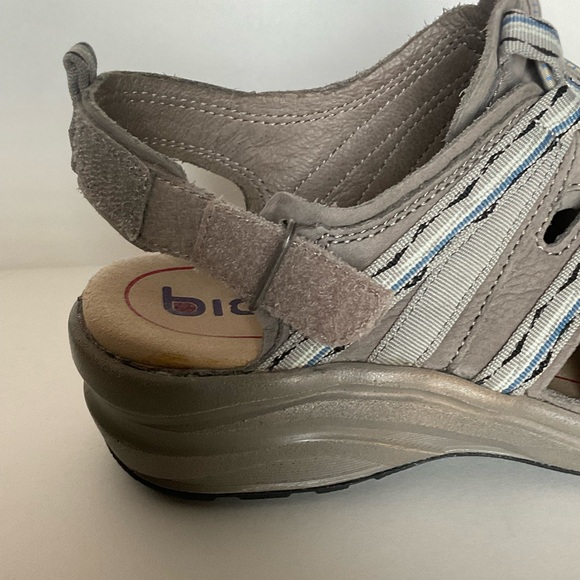 Bionica Women’s Sneakers Sandals Gray/Blue Size 8 - Picture 4 of 10